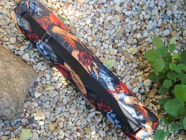 Pokrowiec na matę STANDARD ze wzorem w serca i róże