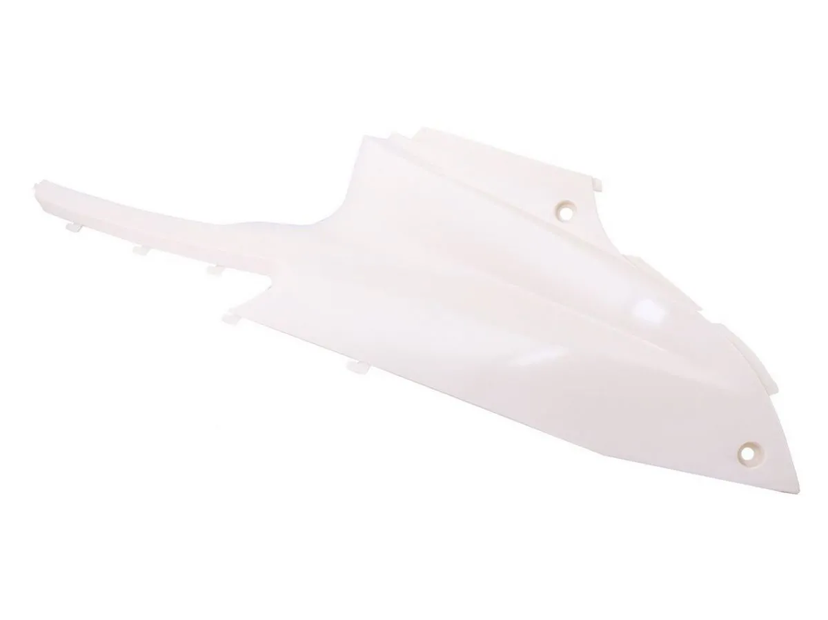 Osłona boczna przednia 737 L /surowa/