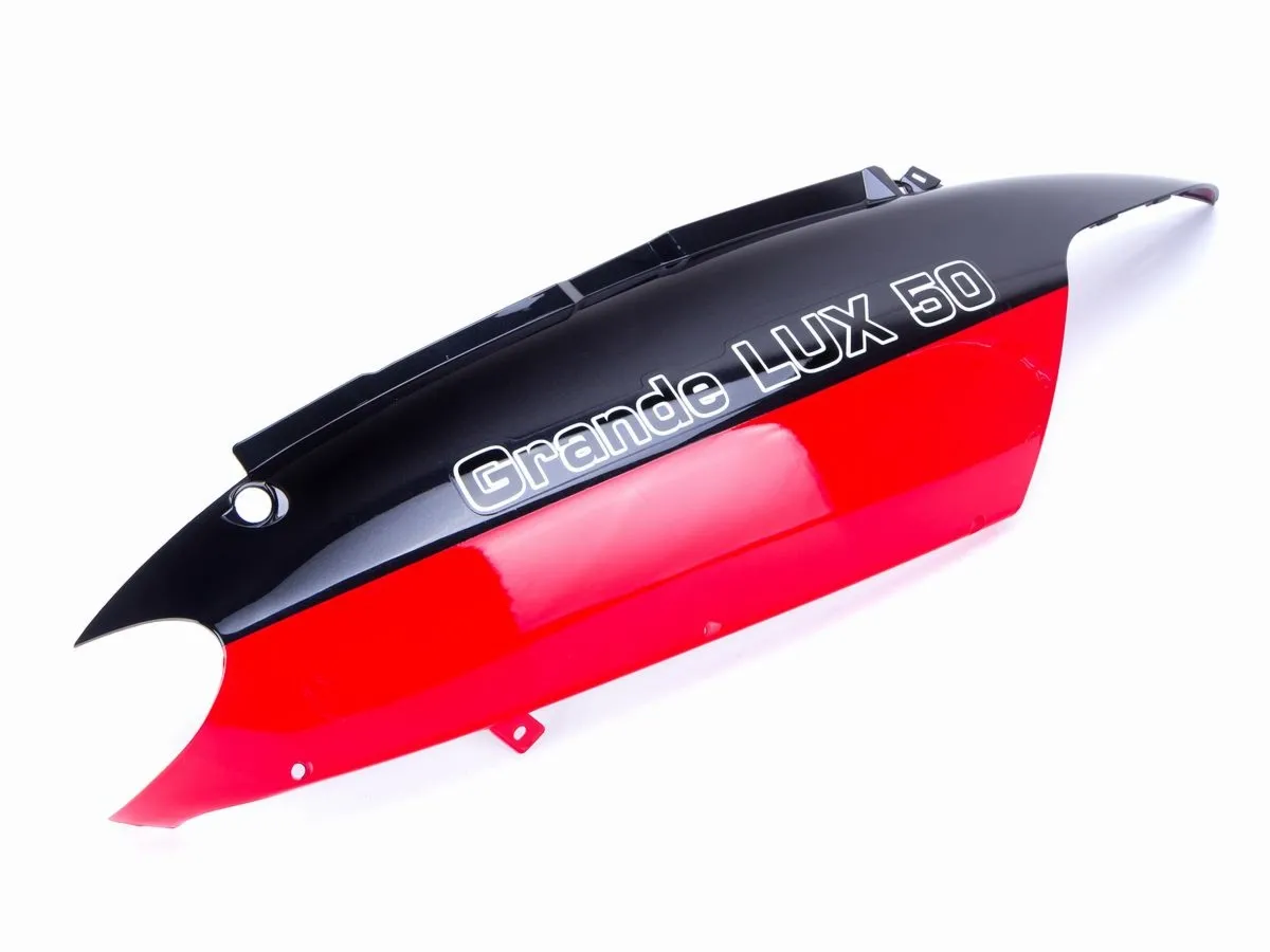 Osłona boczna prawa GRANDE/10-1 czar/czerw