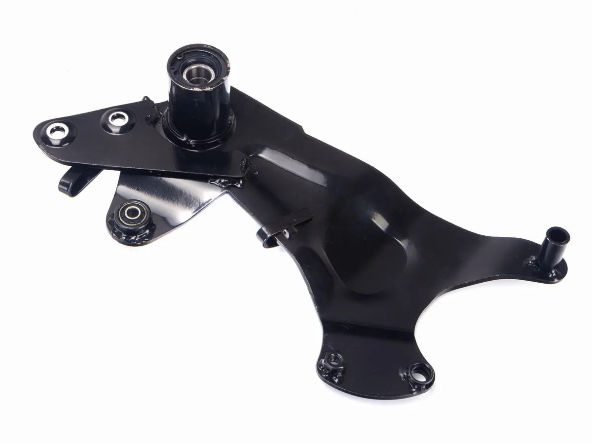 Wspornik amortyzatora tylnego prawego DELUX7