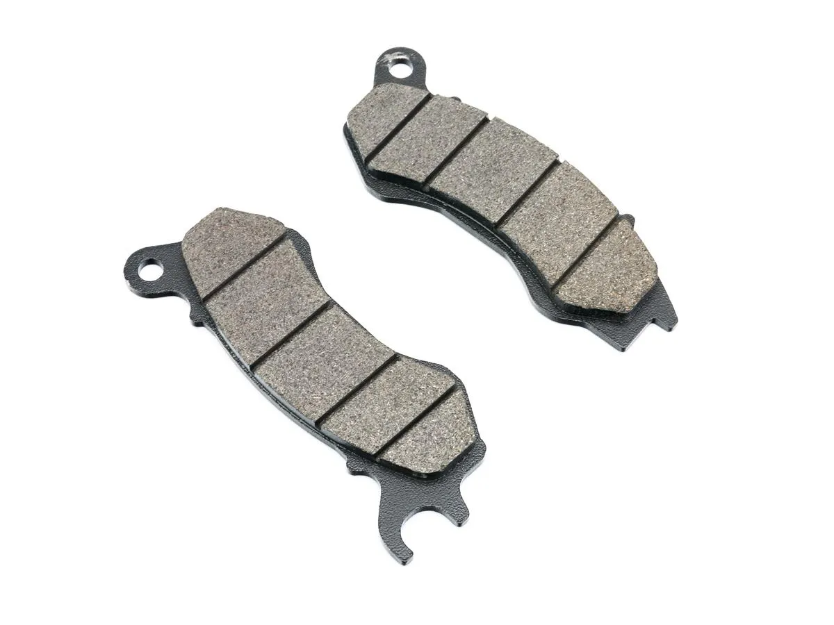 Klocki hamulca (32) przód GP125