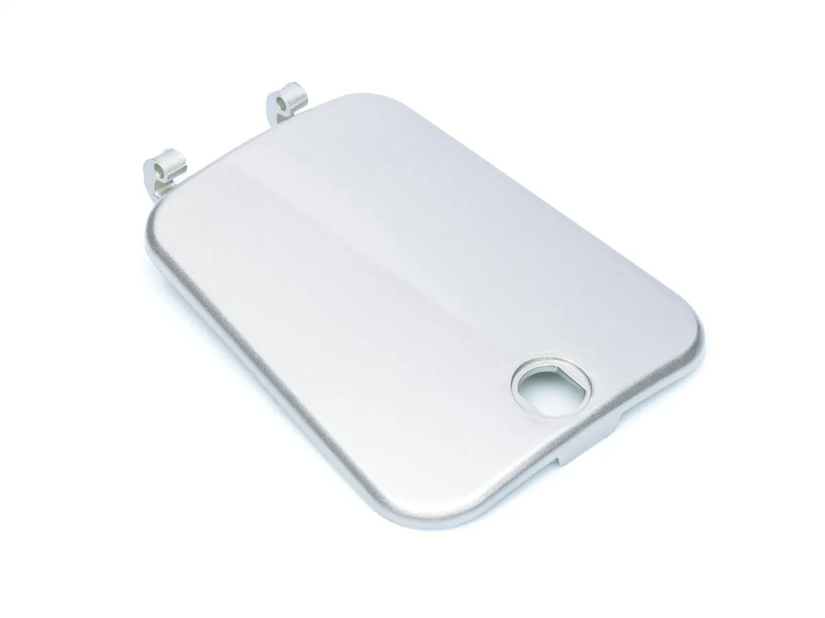 Pokrywa wlewu paliwa 777-50/24 srebrna