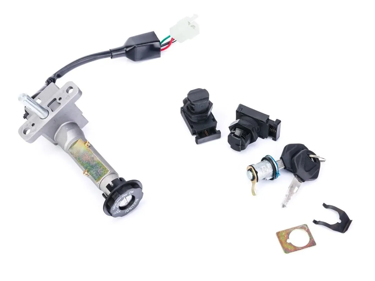 Stacyjka + zest.zamków QR MAX125