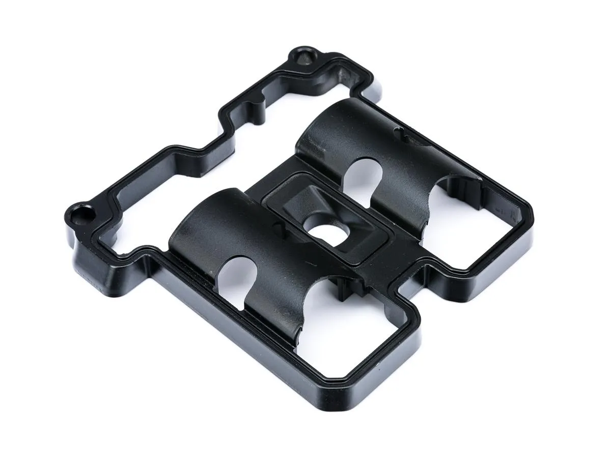 Pokrywa zaworów /YL1381/ cz. dolna GV650/ST700 czarny