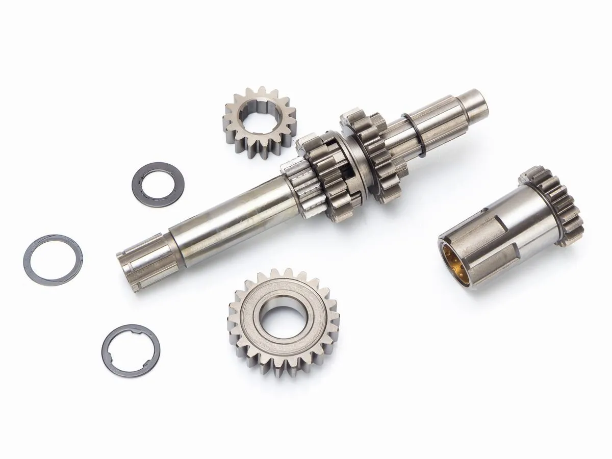 Wałek pośredni skrzyni biegów Z175