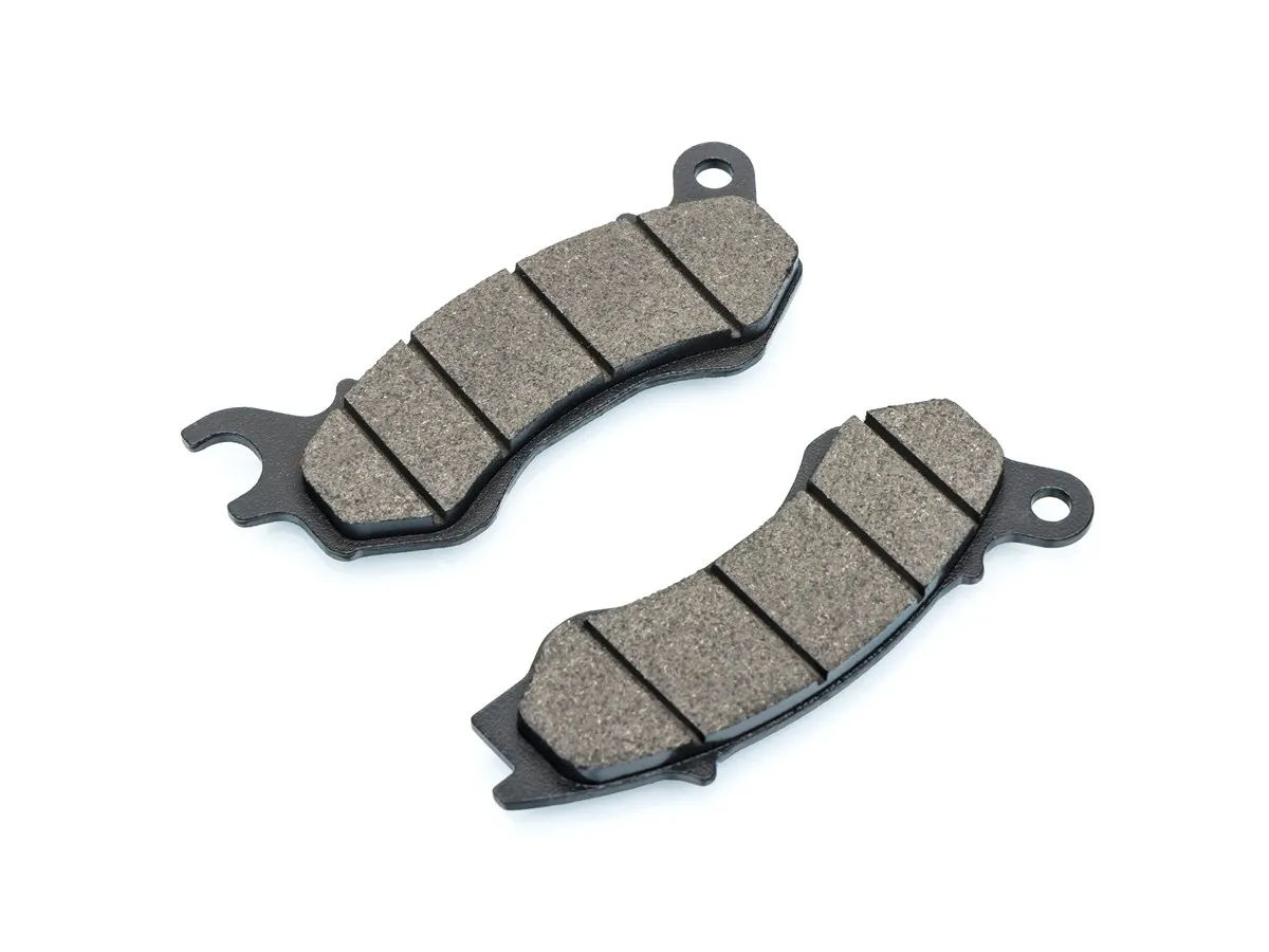 Klocki hamulca (32) przód XDV125