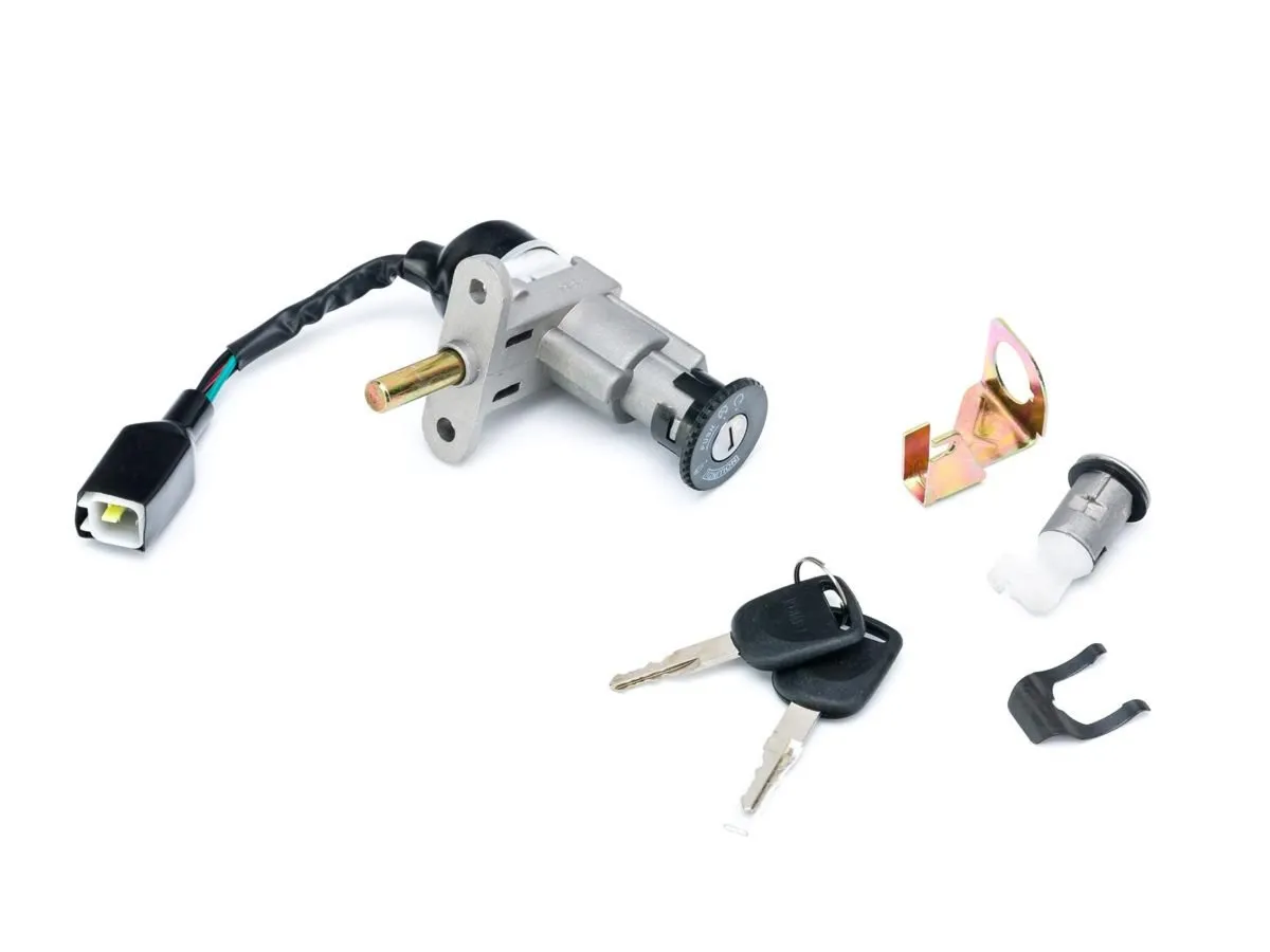 Stacyjka+zestaw zamków 747/22