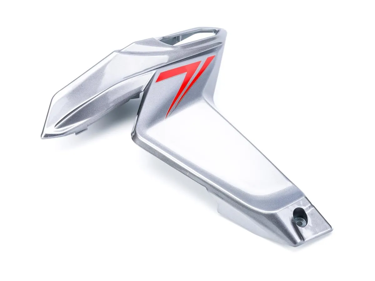 Osłona zbiornika paliwa przednia P DIVISION125FI/17 czerw