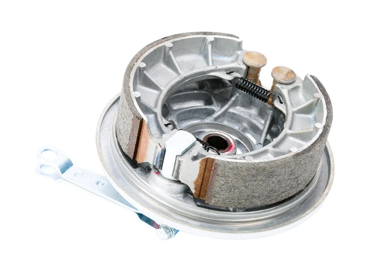 Tarcza kotwiczna koła tył ze szczękami ham. CLASSIC400