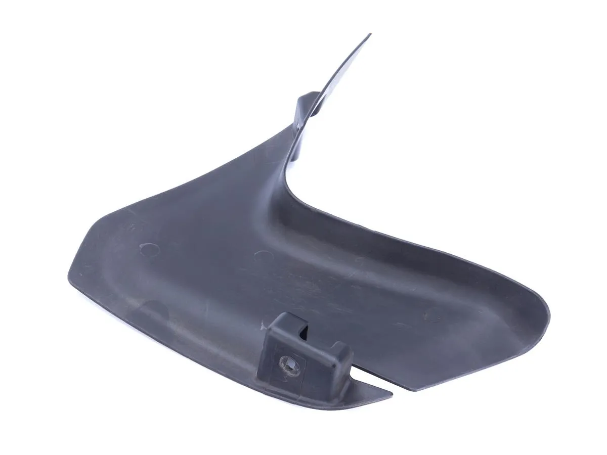 Osłona zbiornika paliwa przednia wewn. P - DIVISION