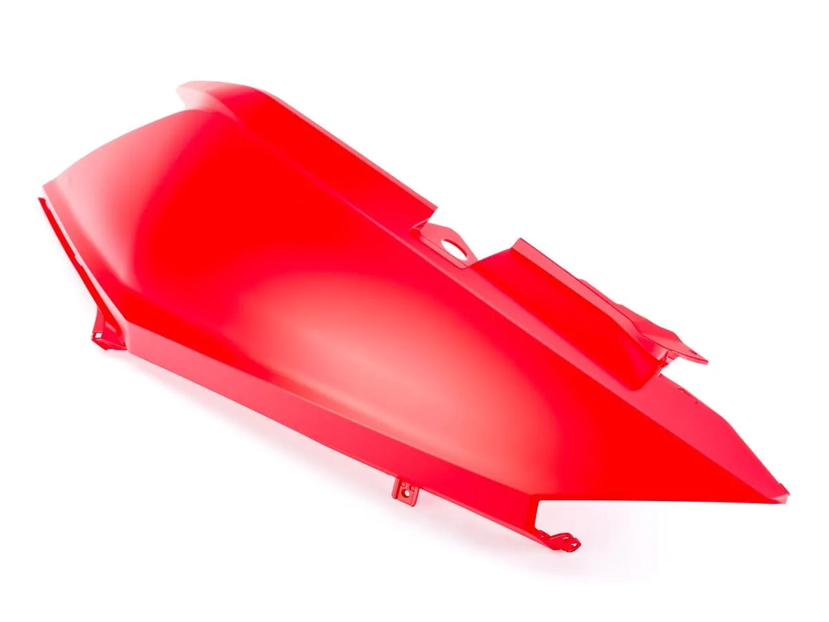 Osłona boczna L GP125 czerw