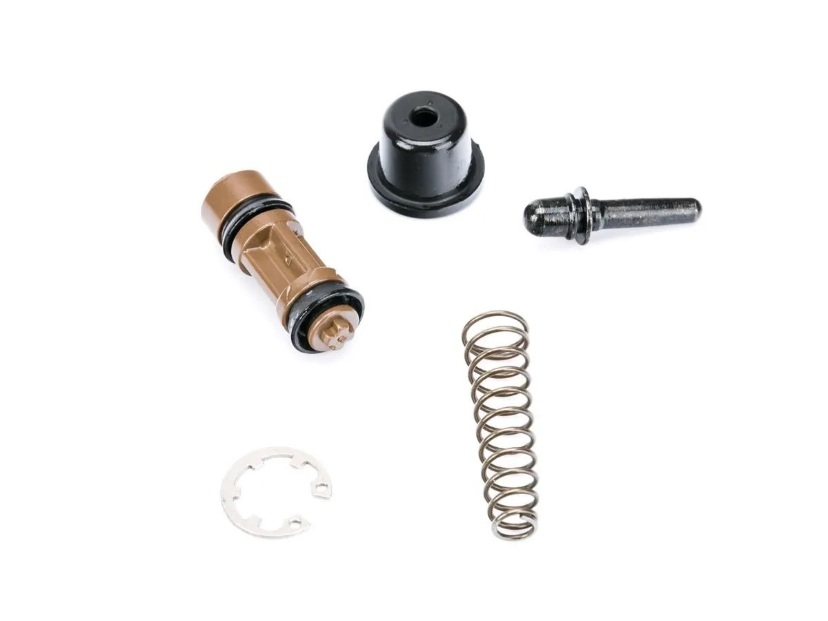 Zestaw naprawczy pompy ham. przedniego Dominar400