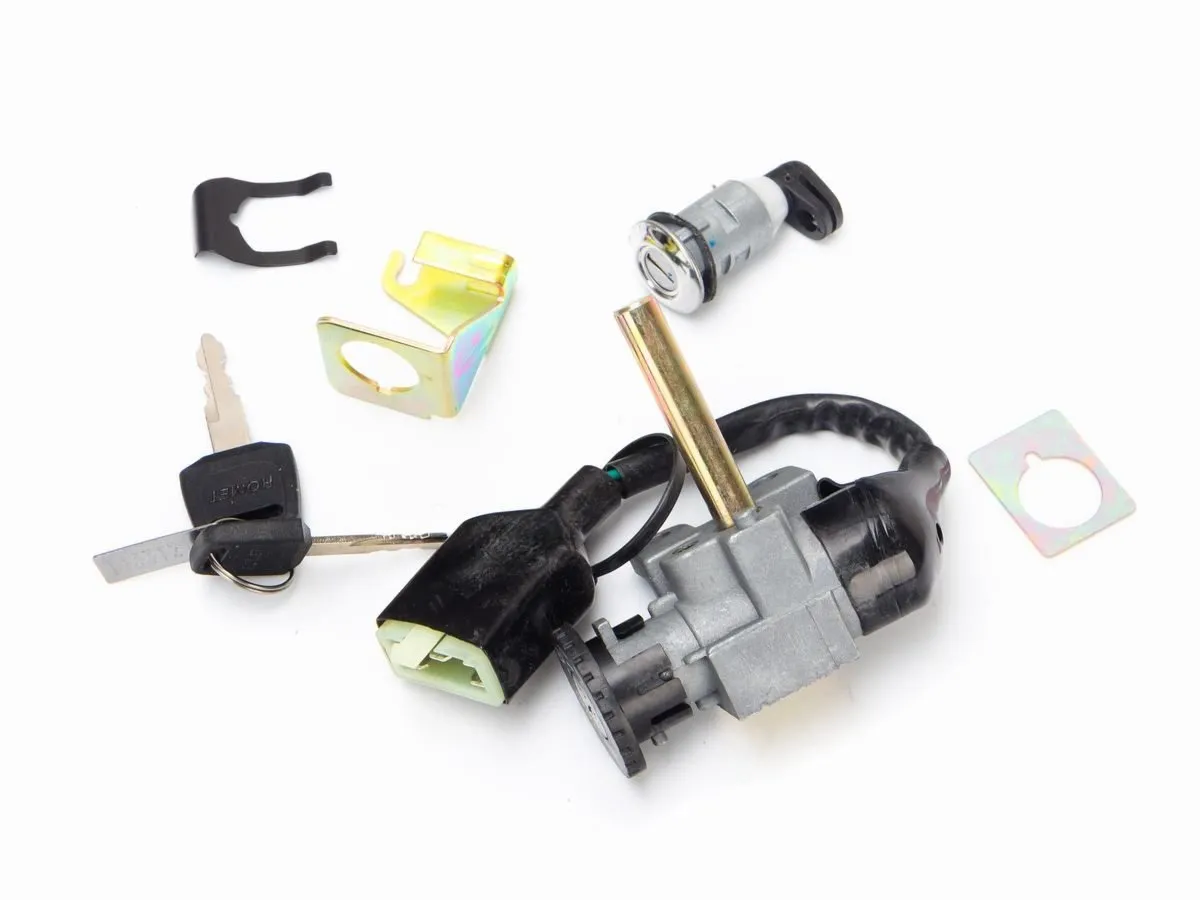 Stacyjka + zest.zamków WHITE