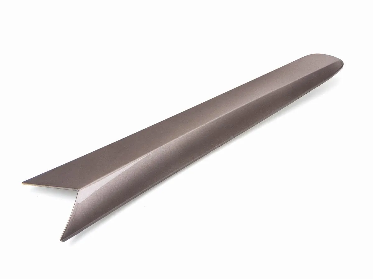 Element ozdobny tunelu MAXI125R L srebrnym