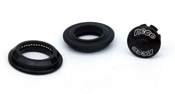 Stery kierownicy Neco H 115 1 1/8" półzintegrowane stal czarny
