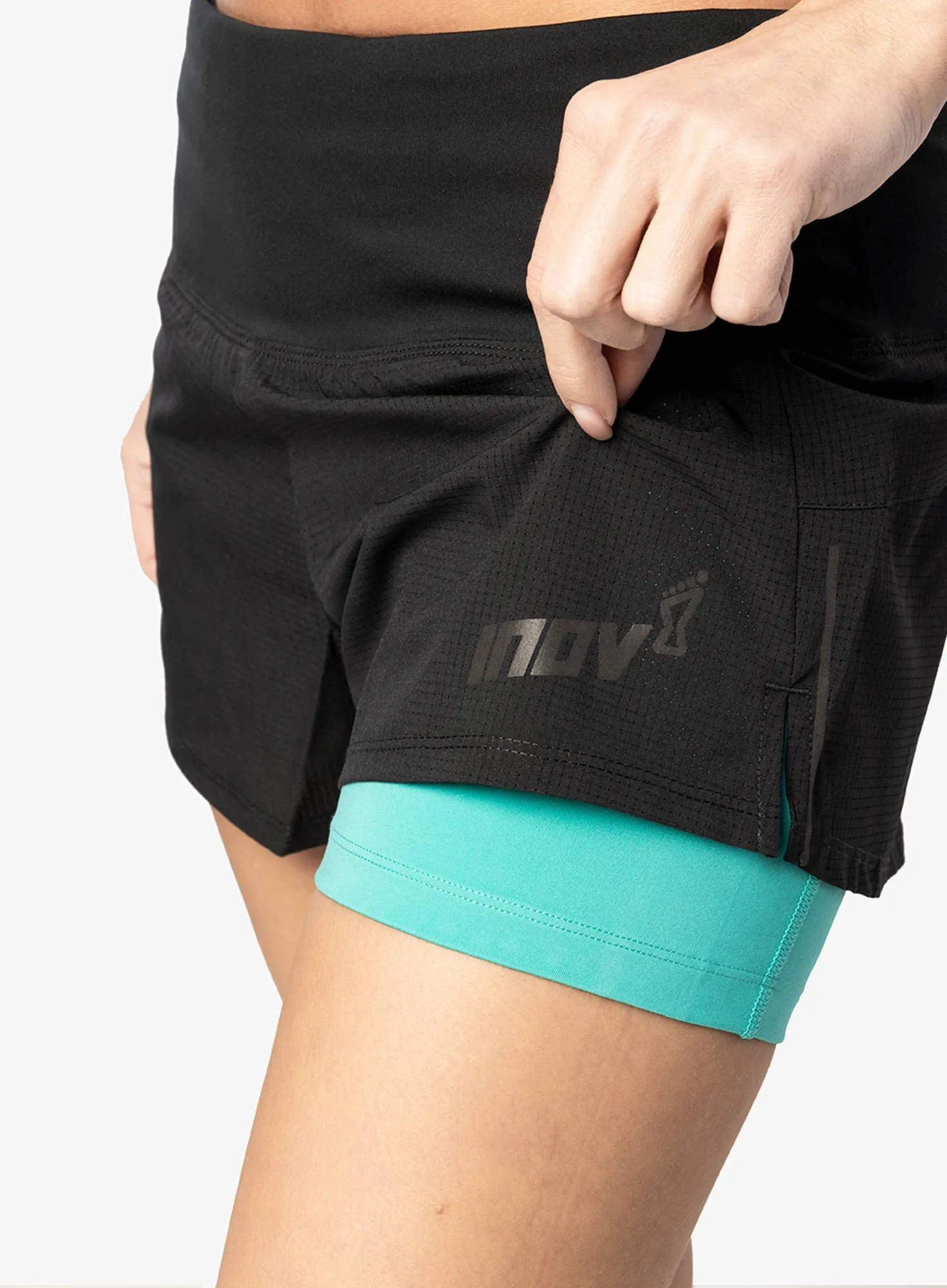 Spodenki damskie Inov-8 TrailFly Ultra 3 2in1 Short - bk/teal