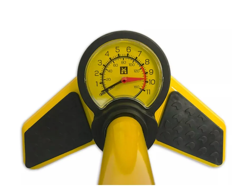 Pompka podłogowa Lynx Cyclone Uniwersalna z manometrem Żółta