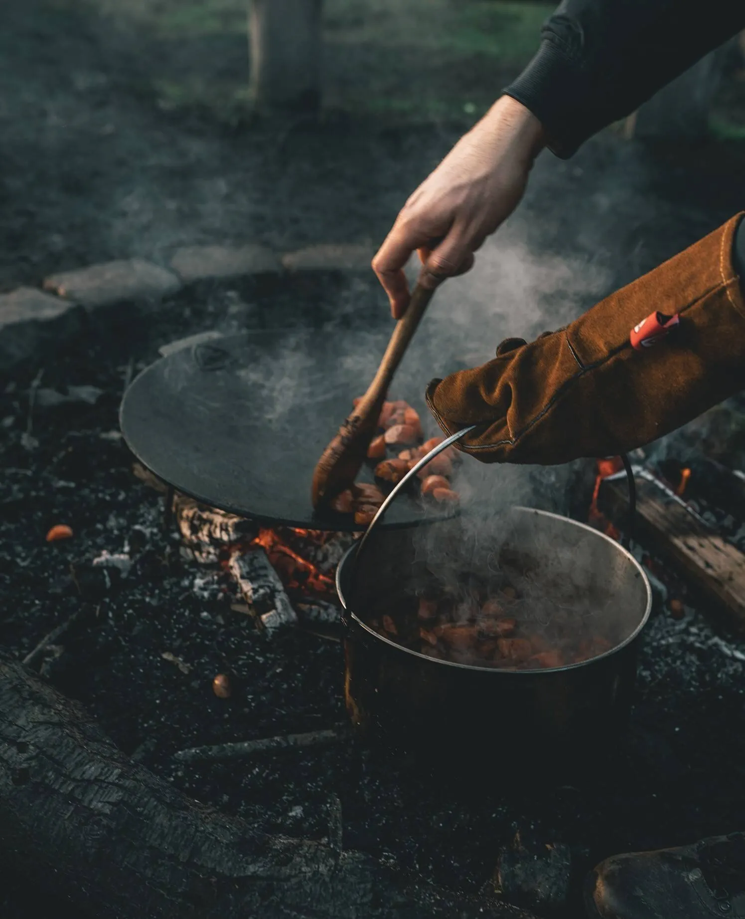 Patelnia Robens Bighorn 3 Legged Pan - black