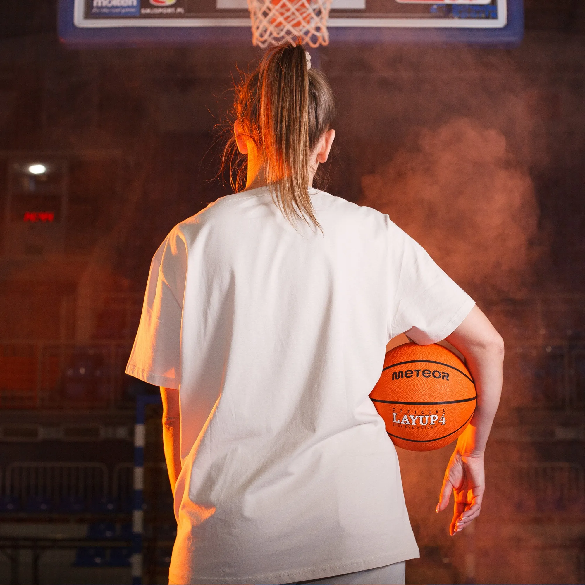 Piłka koszykowa Meteor Layup 4 pomarańczowy