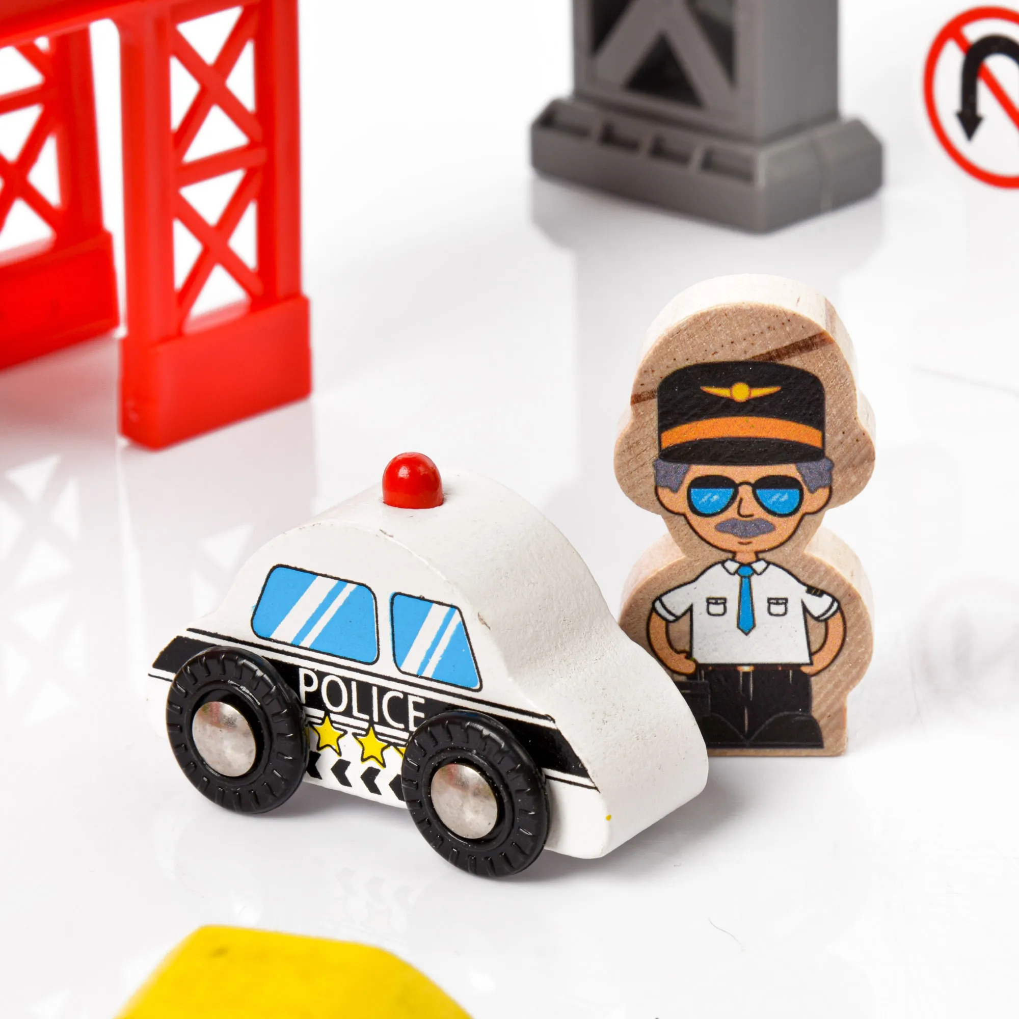 Drewniane tory kolejowe miasto